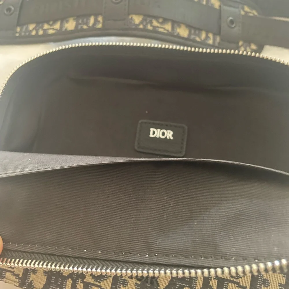 Dior Oblique Safari Messenger Bag - Picture 6 of 7
